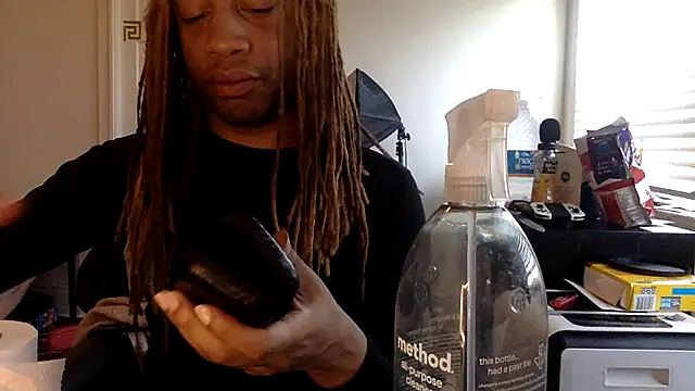 Diodre Benyoon online show from April 7, 10:33 pm