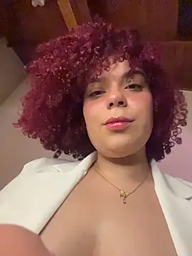 Enyagleam  online show from November 6, 3:32 am