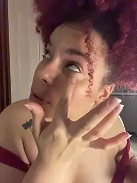 Enyagleam  online show from February 19, 2:52 am