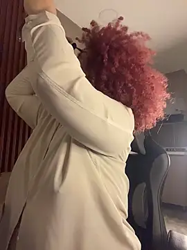 Enyagleam  online show from April 2, 3:13 am