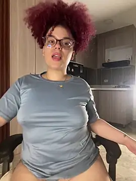 Enyagleam  online show from February 13, 2:00 am