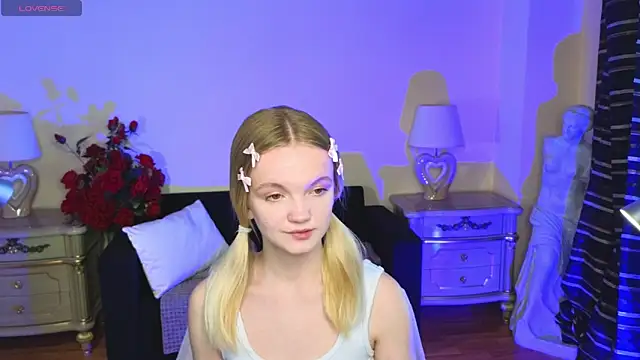 RosesKate online show from October 5, 4:47 am