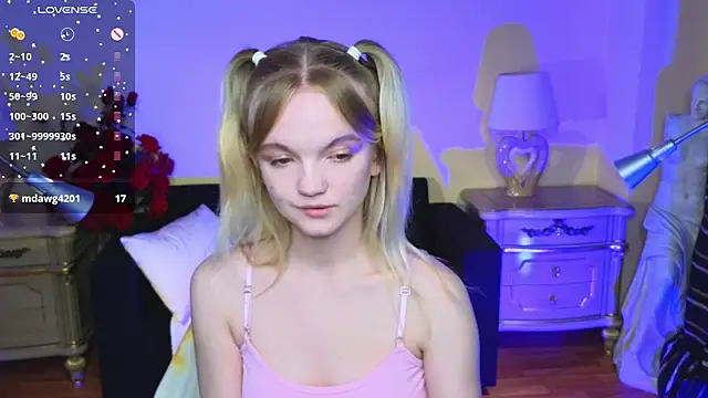 RosesKate online show from October 12, 4:47 am