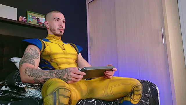 alejowolf online show from October 31, 11:33 pm