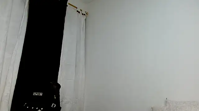 Gia Lee online show from September 14, 4:13 am