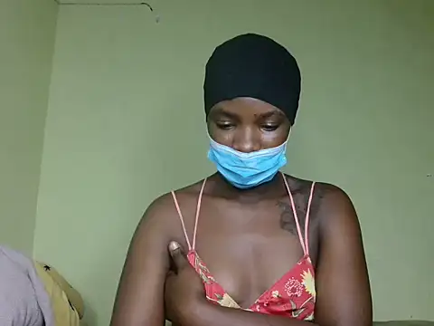 Snapshot of Alexxa_ebony chatting on October 28, 1:28 am Alexxa ebony online show from October 28, 1:28 am