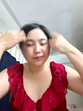 Minn-cute online show from March 12, 2:39 am