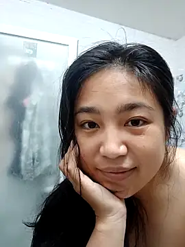 Snapshot of Minn-cute chatting on September 13, 11:43 am Minn-cute online show from September 13, 11:43 am