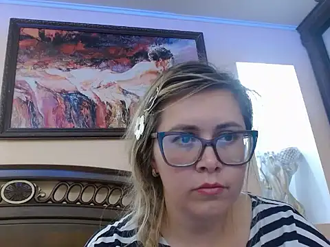 Crystal00Girl online show from November 7, 7:51 pm