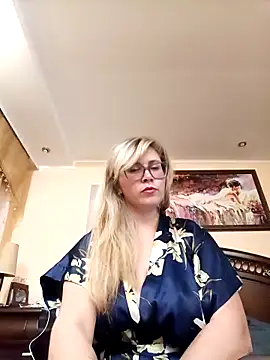 Crystal00Girl online show from October 23, 7:56 pm