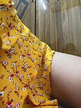 July-Asian online show from October 15, 6:05 pm