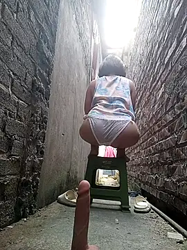 July-Asian online show from March 28, 9:32 am