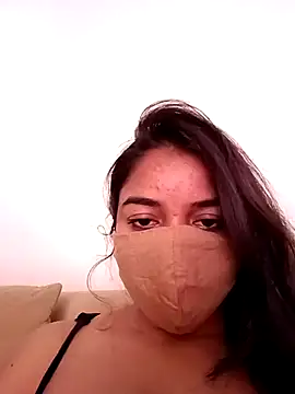 Snapshot of Little_toy_girl chatting on October 5, 8:38 am Little toy girl online show from October 5, 8:38 am