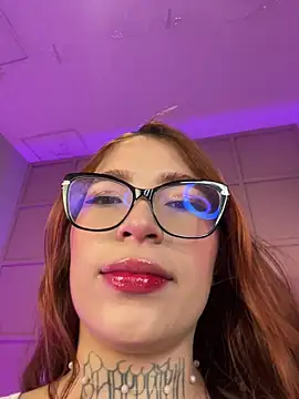 dreamleah  online show from March 21, 3:30 am