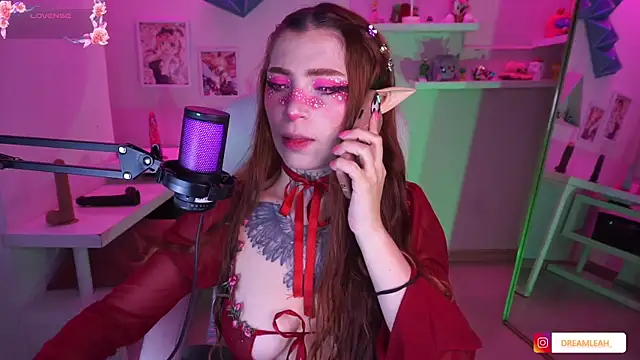Snapshot of dreamleah_ chatting on June 21, 9:42 pm dreamleah online show from June 21, 9:42 pm