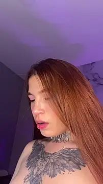 dreamleah  online show from May 9, 11:30 pm