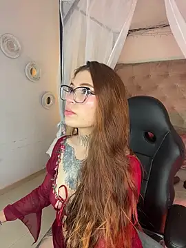 Snapshot of dreamleah_ chatting on June 9, 10:33 pm dreamleah online show from June 9, 10:33 pm