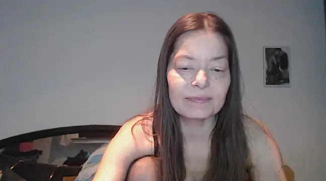 Snapshot of SexySarah177 chatting on January 22, 8:59 pm SexySarah177 online show from January 22, 8:59 pm