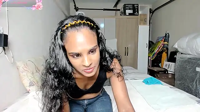Toxicfantasy4u online show from October 13, 6:20 pm