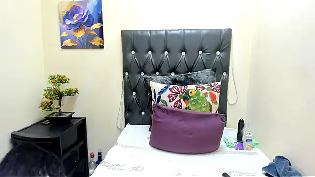 Toxicfantasy4u online show from November 13, 6:34 pm