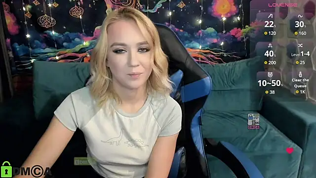 CrystalGirl99 online show from December 22, 7:41 am