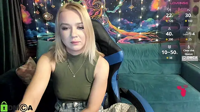 CrystalGirl99 online show from February 20, 8:16 am