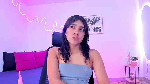 Snapshot of Cherrydollxx chatting on September 20, 12:32 pm Cherrydollxx online show from September 20, 12:32 pm