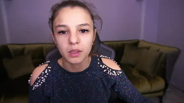 AnitaBambie online show from December 2, 2:19 pm