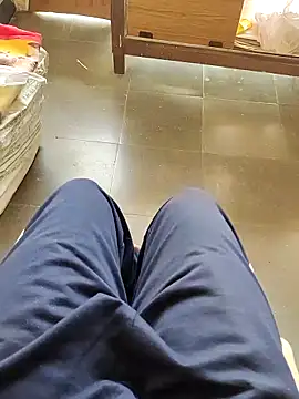 slim-uncut online show from March 1, 7:41 am