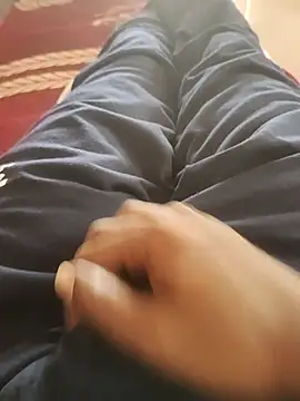 slim-uncut online show from December 14, 9:26 am