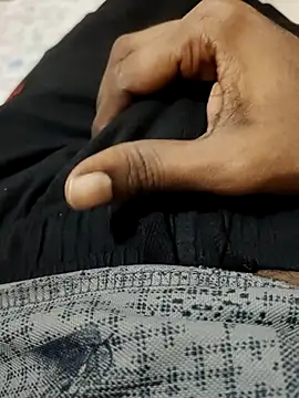 slim-uncut online show from December 2, 5:47 pm