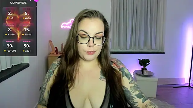 Miss Lucifer6 online show from February 16, 7:34 pm