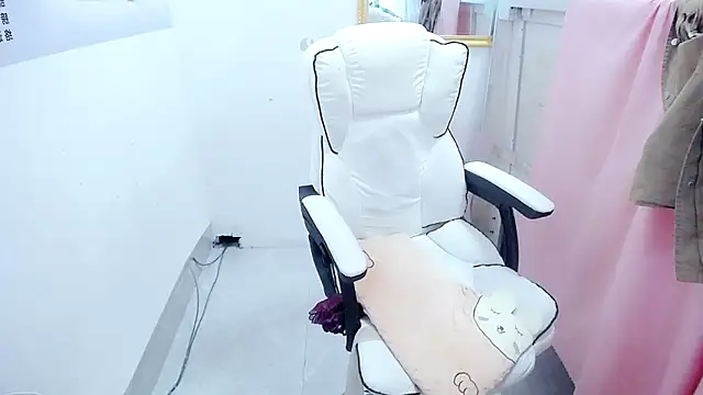 KateCondon online show from October 20, 7:42 am