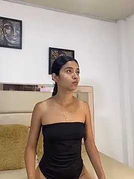 millycute18  online show from October 6, 2:51 pm