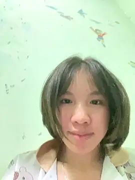 QueenLink online show from November 5, 5:49 pm