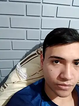 Snapshot of novinho_safado__ chatting on September 10, 7:24 pm novinho safado online show from September 10, 7:24 pm