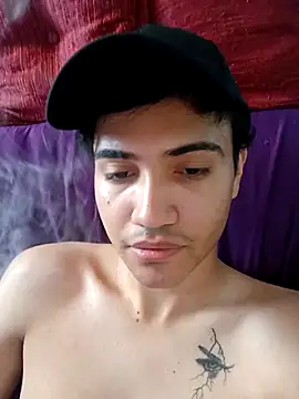 Snapshot of novinho_safado__ chatting on February 26, 1:11 pm novinho safado online show from February 26, 1:11 pm
