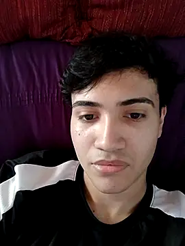 Snapshot of novinho_safado__ chatting on February 5, 7:21 pm novinho safado online show from February 5, 7:21 pm