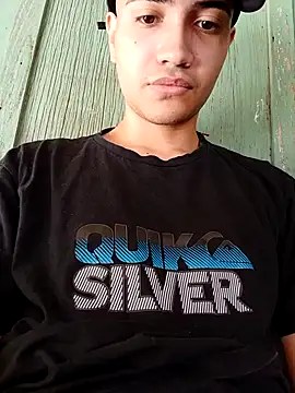 novinho safado   online show from April 10, 12:45 pm