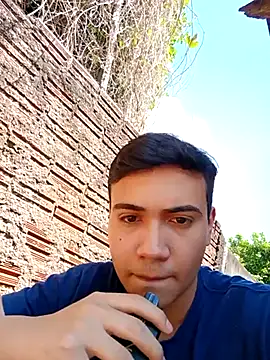 Snapshot of novinho_safado__ chatting on September 17, 4:09 pm novinho safado online show from September 17, 4:09 pm