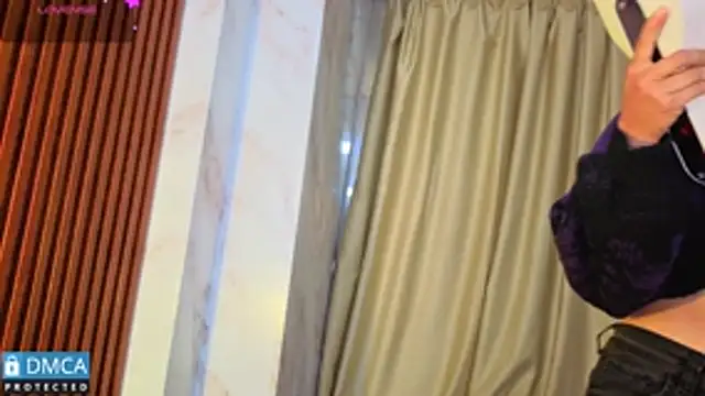 nena cupcake  online show from March 13, 11:15 am