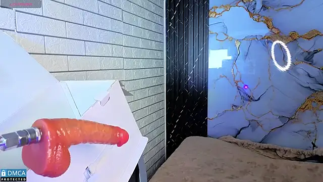 nena cupcake  online show from January 8, 11:27 am