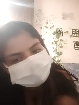 Snapshot of sassyy_poonam chatting on September 26, 3:35 am sassyy poonam online show from September 26, 3:35 am