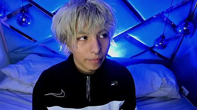 OliIverr22 online show from January 12, 11:28 am