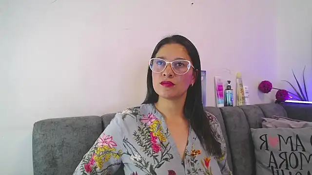 Alana steel 1 online show from March 18, 7:59 pm