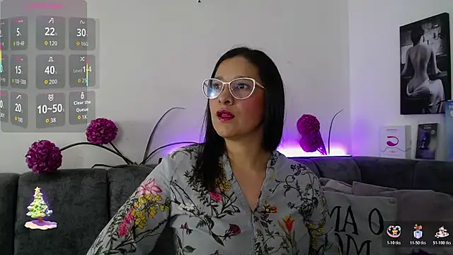 Alana steel 1 online show from February 3, 7:30 pm