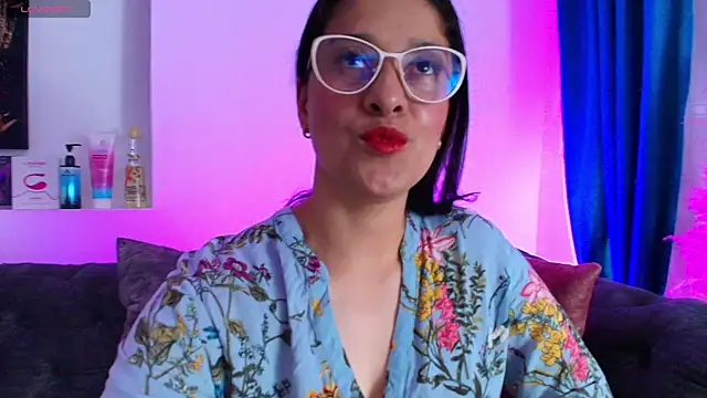 Alana steel 1 online show from January 8, 7:42 pm