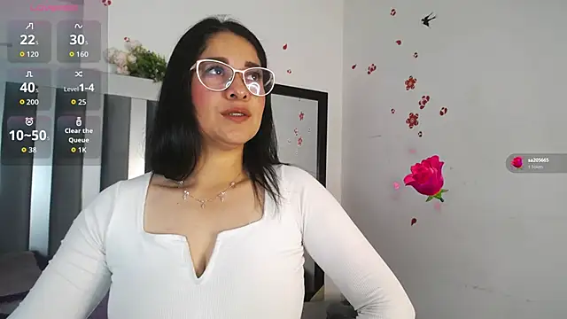 Snapshot of Alana_steel_1 chatting on October 24, 12:04 pm Alana steel 1 online show from October 24, 12:04 pm