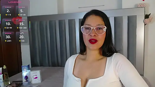 Alana steel 1 online show from April 4, 12:01 pm