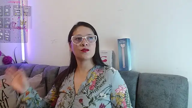 Alana steel 1 online show from April 13, 7:29 pm